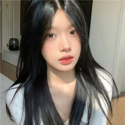 模仿女孩